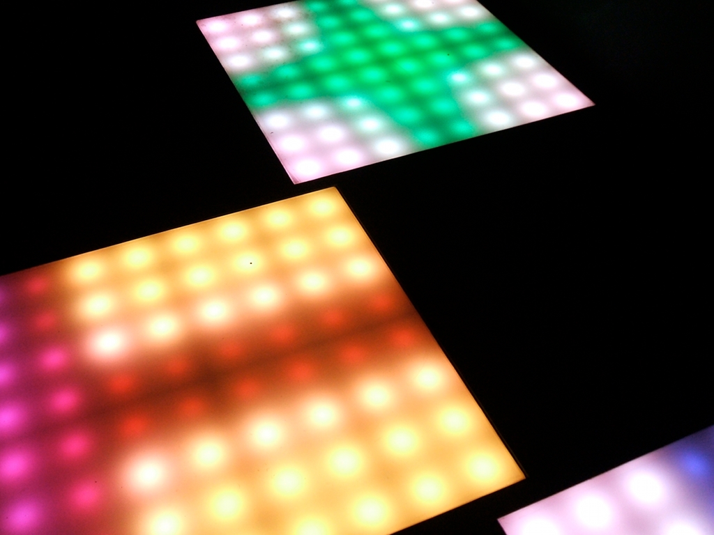 bridge-exhibitions-vicky-cave